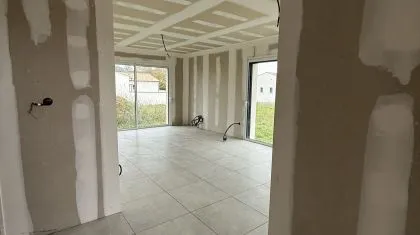 Maison Neuve Construite 104m² sur terrain de 622m2 à COULON (79)